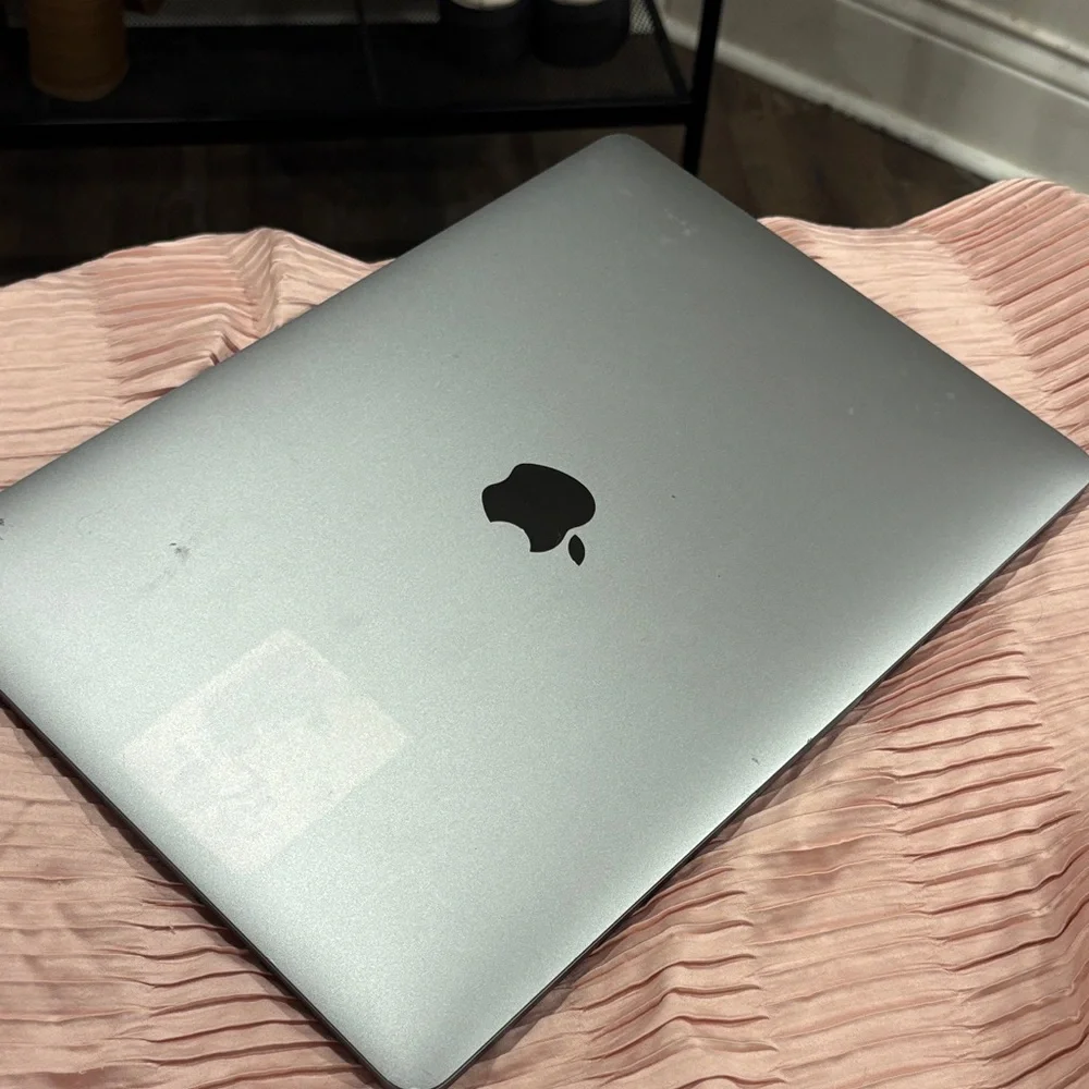 Apple MacBook - Sleek Gray Finish
